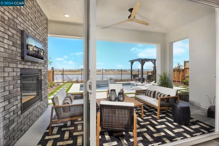 17324 Bushwick Lane, Lathrop, California 95330