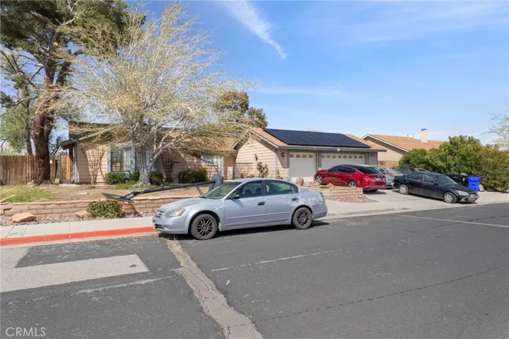 14202 Heritage Court, Victorville, California 92392