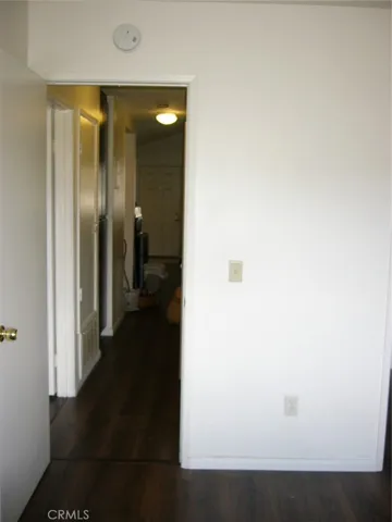 Laminated floors though out.