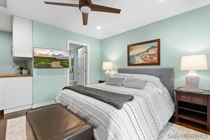 3248 Geddes Dr, San Diego, California 92117