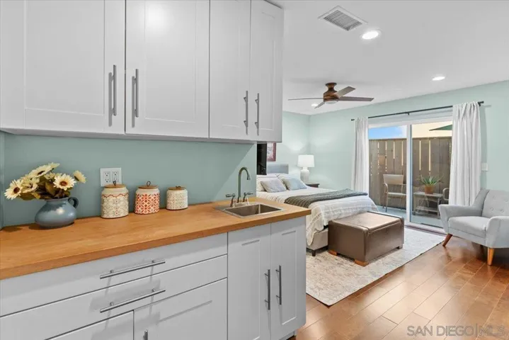 3248 Geddes Dr, San Diego, California 92117