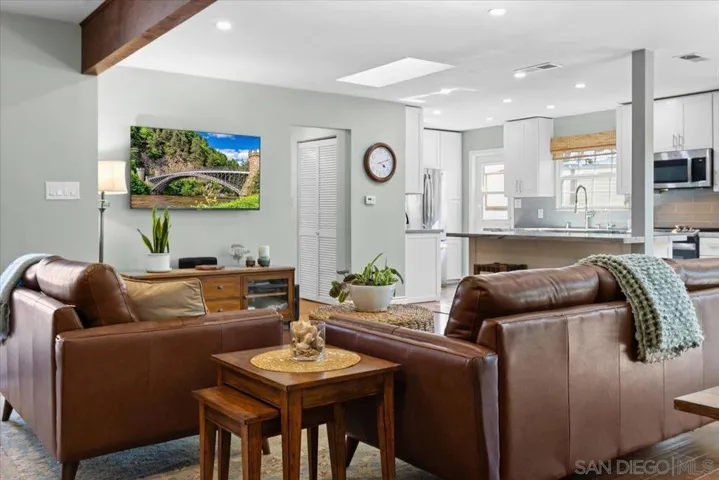 3248 Geddes Dr, San Diego, California 92117