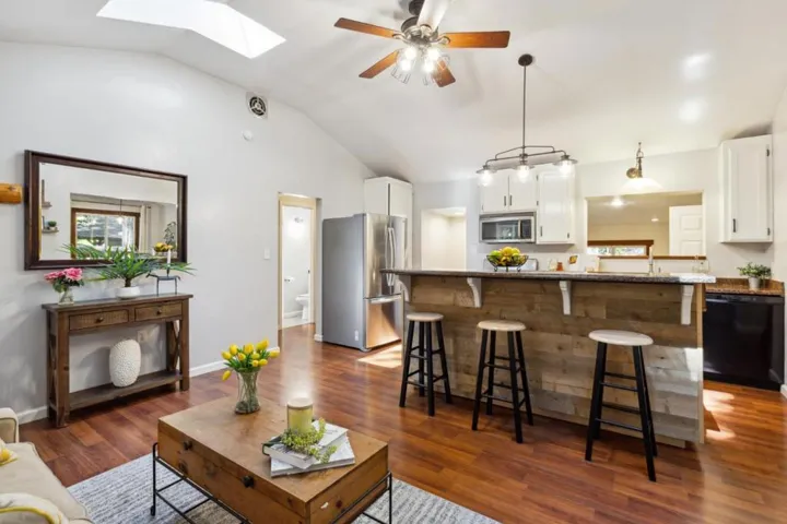 10243 E Zayante Road, Felton, California 95018