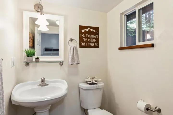 10243 E Zayante Road, Felton, California 95018