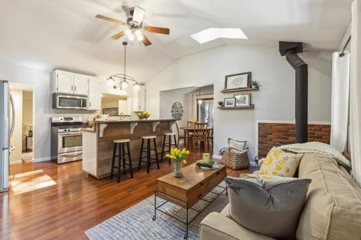 10243 E Zayante Road, Felton, California 95018