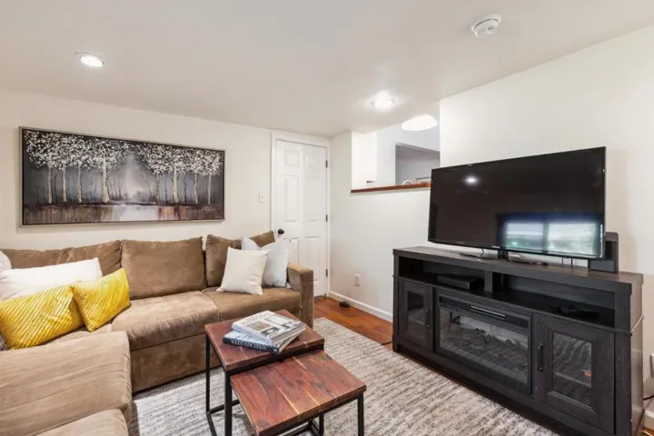 10243 E Zayante Road, Felton, California 95018