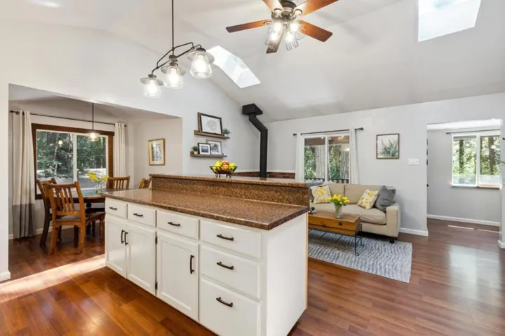 10243 E Zayante Road, Felton, California 95018
