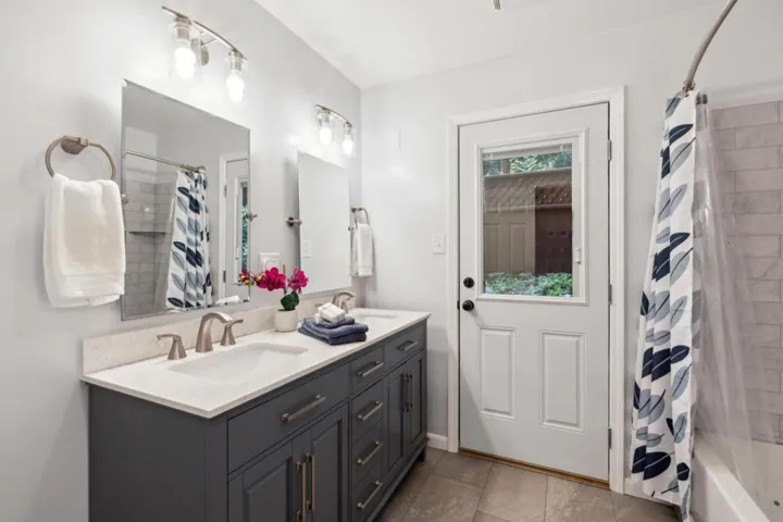 10243 E Zayante Road, Felton, California 95018
