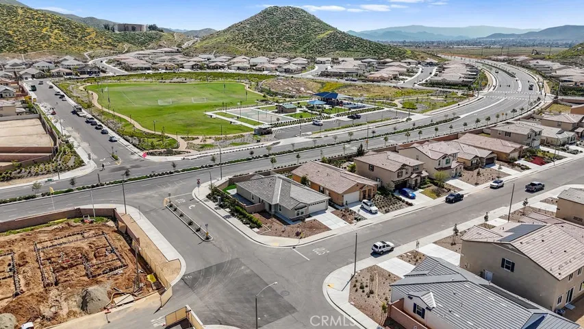 28341 Digger Lane, Menifee, California 92585