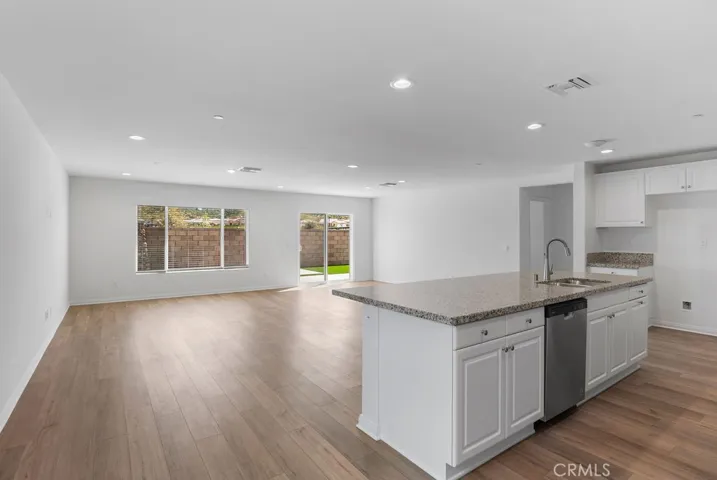 28341 Digger Lane, Menifee, California 92585