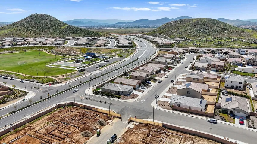 28341 Digger Lane, Menifee, California 92585