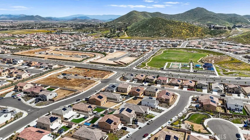 28341 Digger Lane, Menifee, California 92585