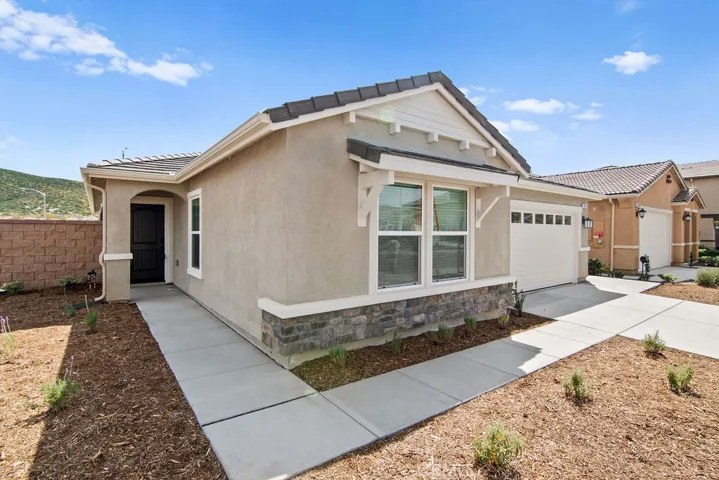 28341 Digger Lane, Menifee, California 92585