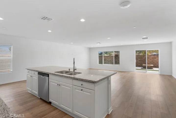 28341 Digger Lane, Menifee, California 92585