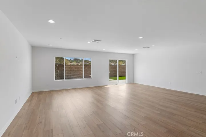 28341 Digger Lane, Menifee, California 92585