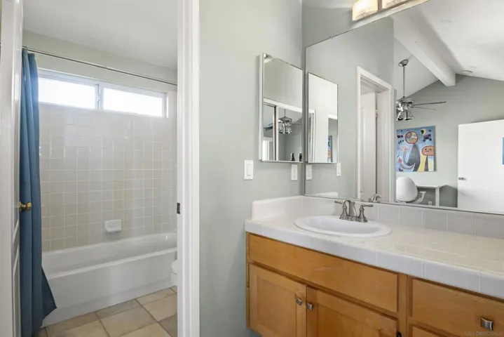 2515 Horton Ave, San Diego, California 92101
