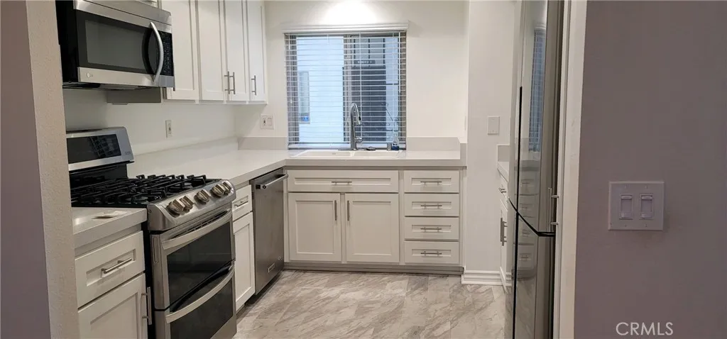 8788 Coral Springs Court 201f, Huntington Beach, California 92646