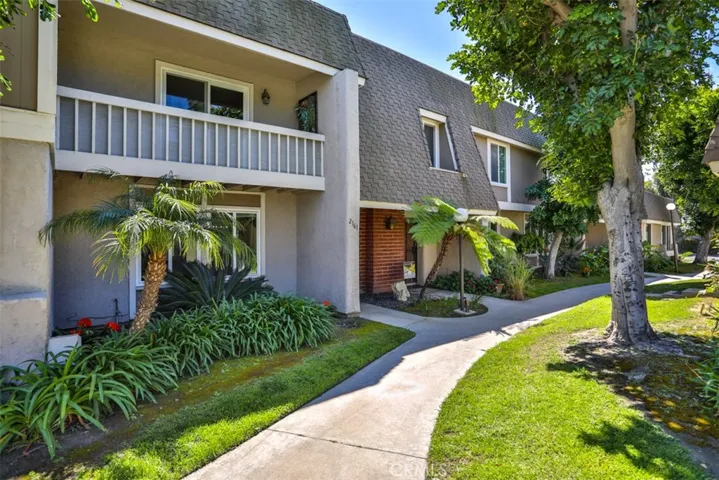 2161 W Essex Circle, Anaheim, California 92804