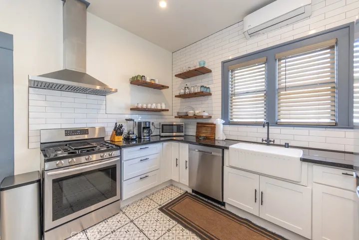 2384 9th Street, Riverside, California 92507
