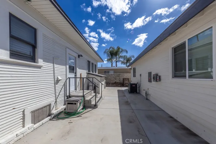 2384 9th Street, Riverside, California 92507