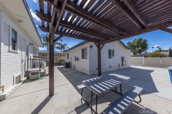 2384 9th Street, Riverside, California 92507