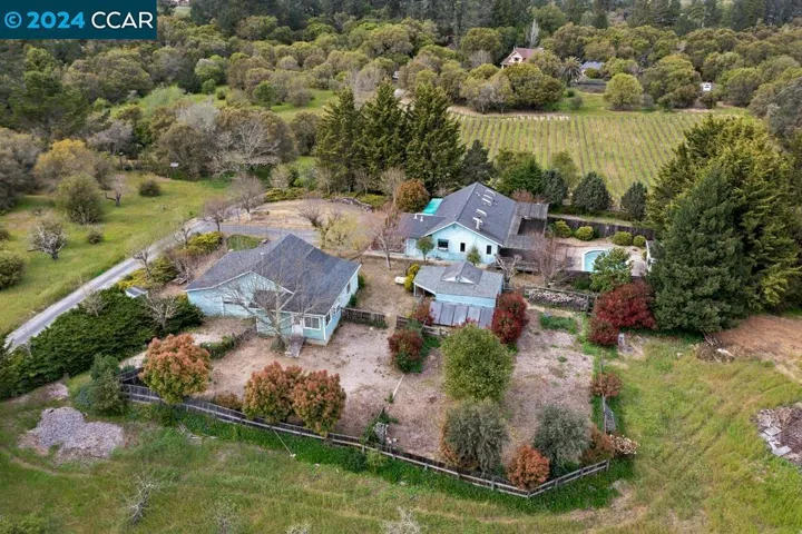 5900 Guerneville Rd, Sebastopol, California 95472