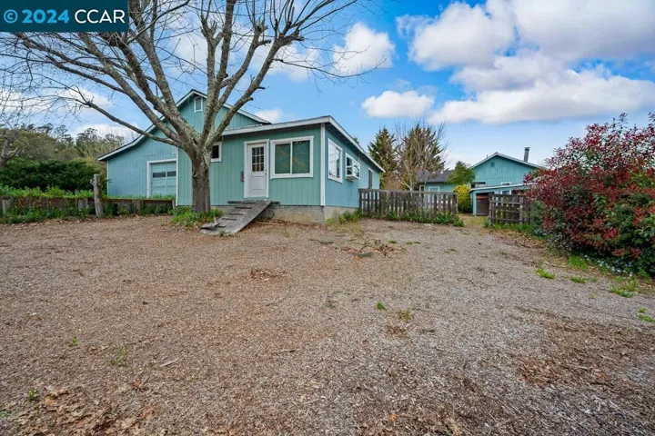 5900 Guerneville Rd, Sebastopol, California 95472