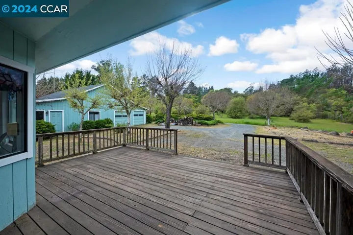 5900 Guerneville Rd, Sebastopol, California 95472