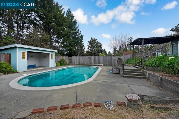 5900 Guerneville Rd, Sebastopol, California 95472