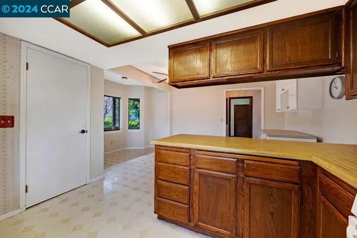 5900 Guerneville Rd, Sebastopol, California 95472