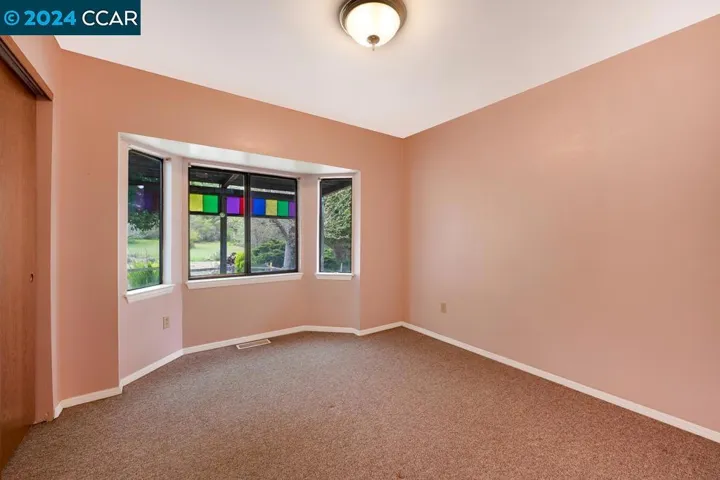 5900 Guerneville Rd, Sebastopol, California 95472