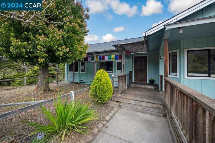 5900 Guerneville Rd, Sebastopol, California 95472