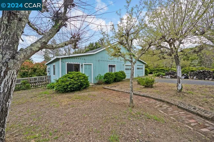 5900 Guerneville Rd, Sebastopol, California 95472