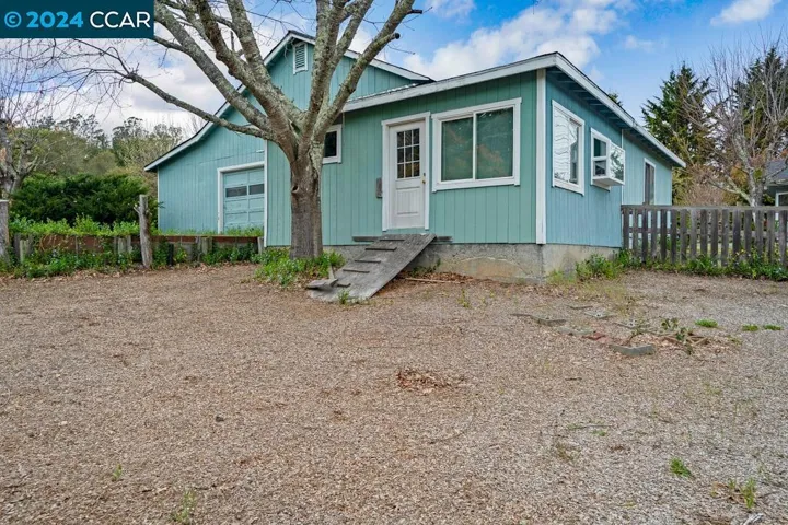 5900 Guerneville Rd, Sebastopol, California 95472