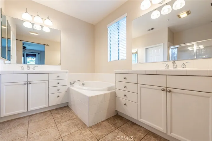82 Modesto 42, Irvine, California 92602