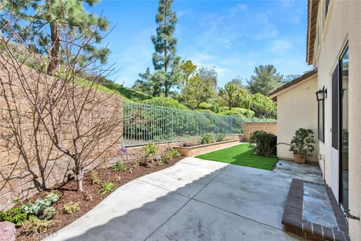 6021 E Birdcage Court, Orange, California 92869