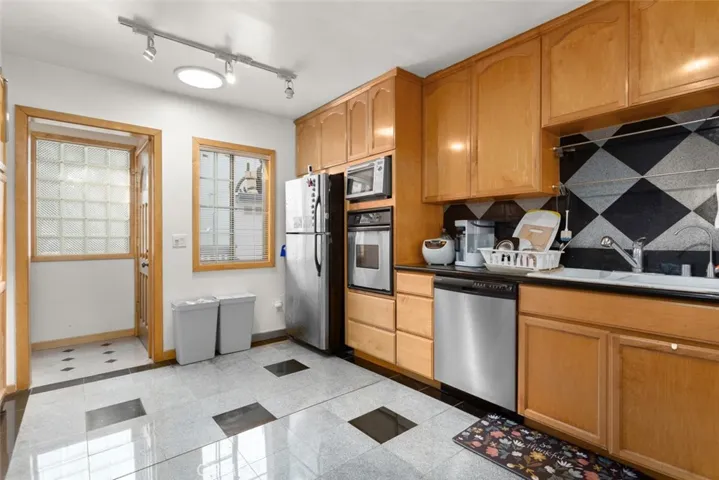 1024 18th Street, Santa Monica, California 90403