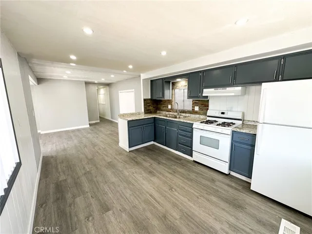 2451 Soledad Canyon Road 10, Acton, California 93510