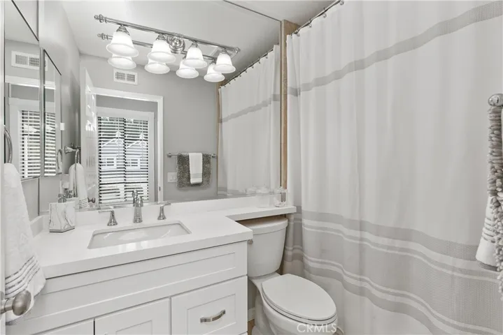 Upstairs Hall Bathroom
