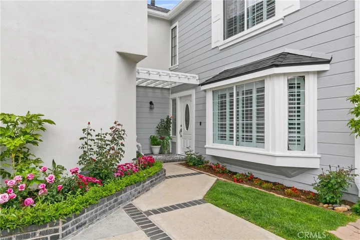 Private front entry