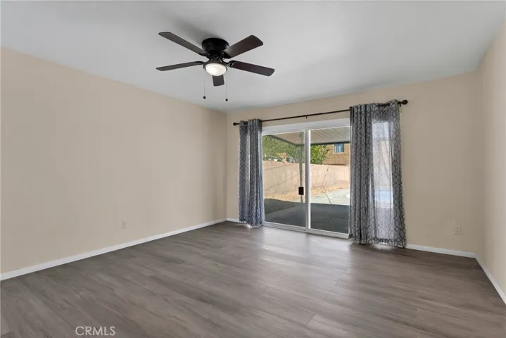 1913 Armory Road, Barstow, California 92311