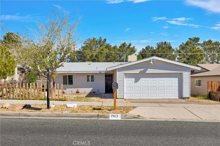 1913 Armory Road, Barstow, California 92311