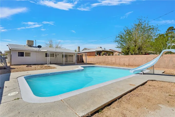 1913 Armory Road, Barstow, California 92311