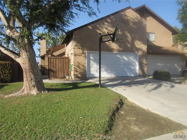 1828 Ocean View Drive, Bakersfield, California 93307