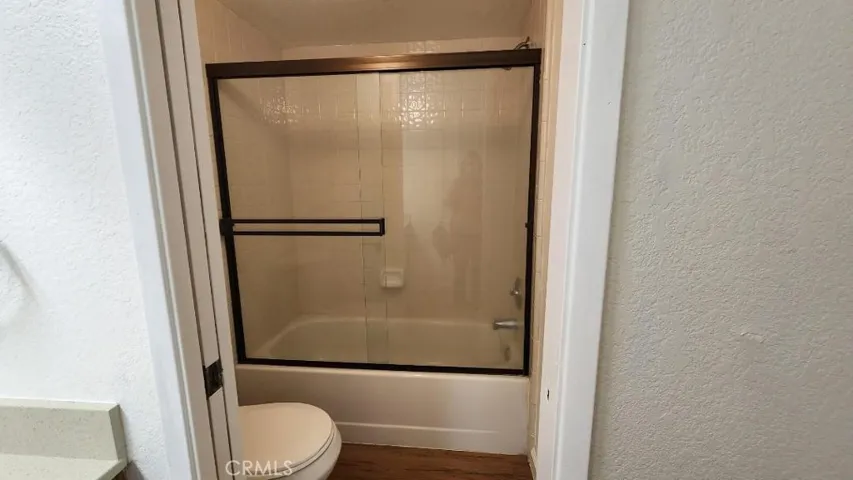 1828 Ocean View Drive, Bakersfield, California 93307