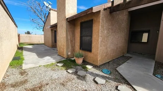 1828 Ocean View Drive, Bakersfield, California 93307