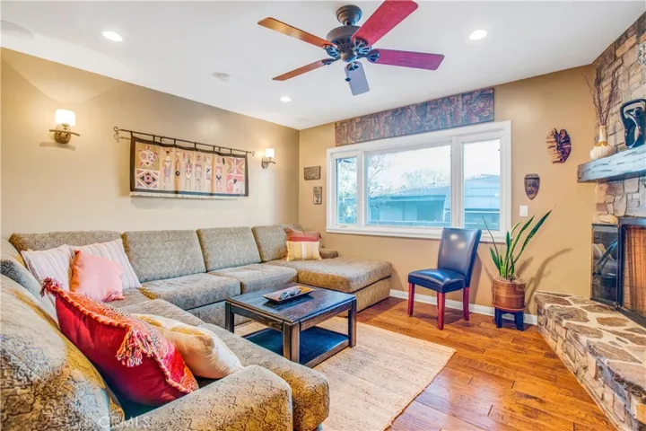 1493 Lafayette Road, Claremont, California 91711