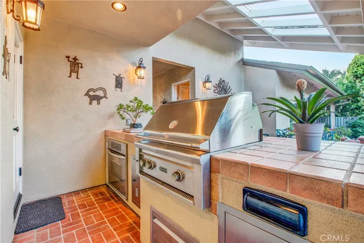 1493 Lafayette Road, Claremont, California 91711