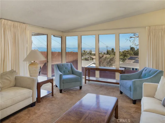 26915 Grayslake Road, Rancho Palos Verdes, California 90275