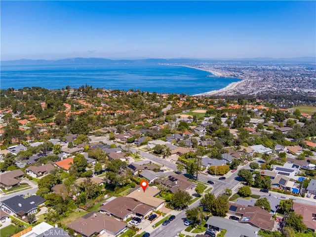 26915 Grayslake Road, Rancho Palos Verdes, California 90275